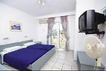 Elite Aparthotel